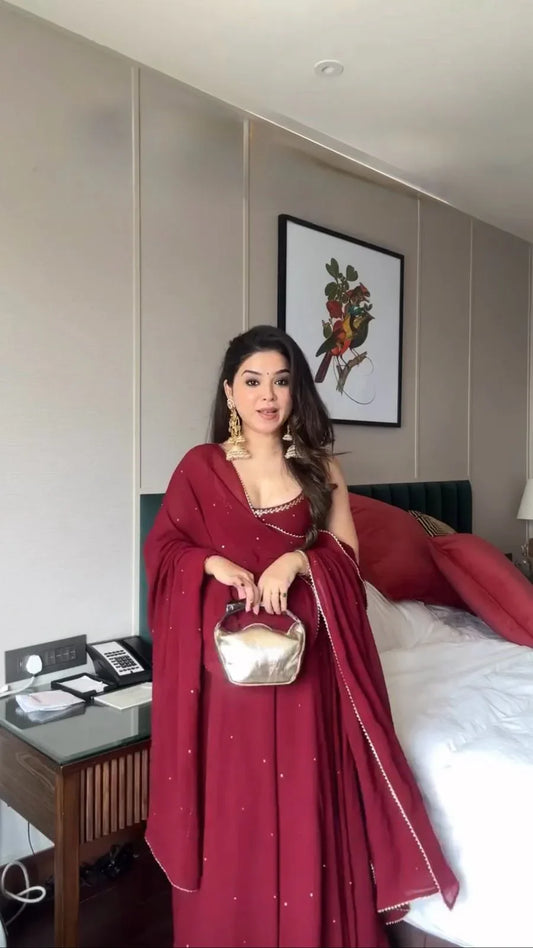 Gorgeous Georgette Diamond Red Color Gown