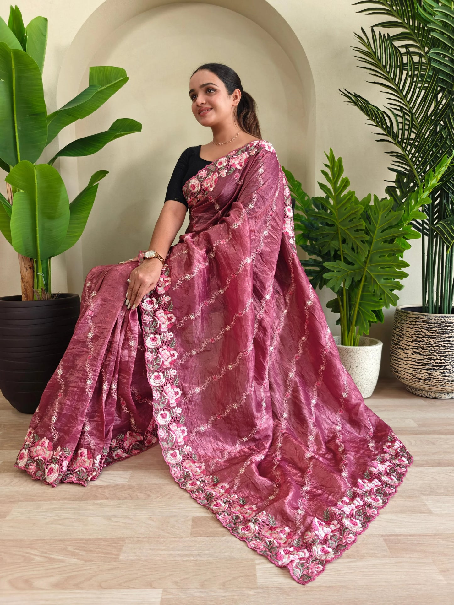 '-48%   Delightful Crush Silk Pink Color Saree