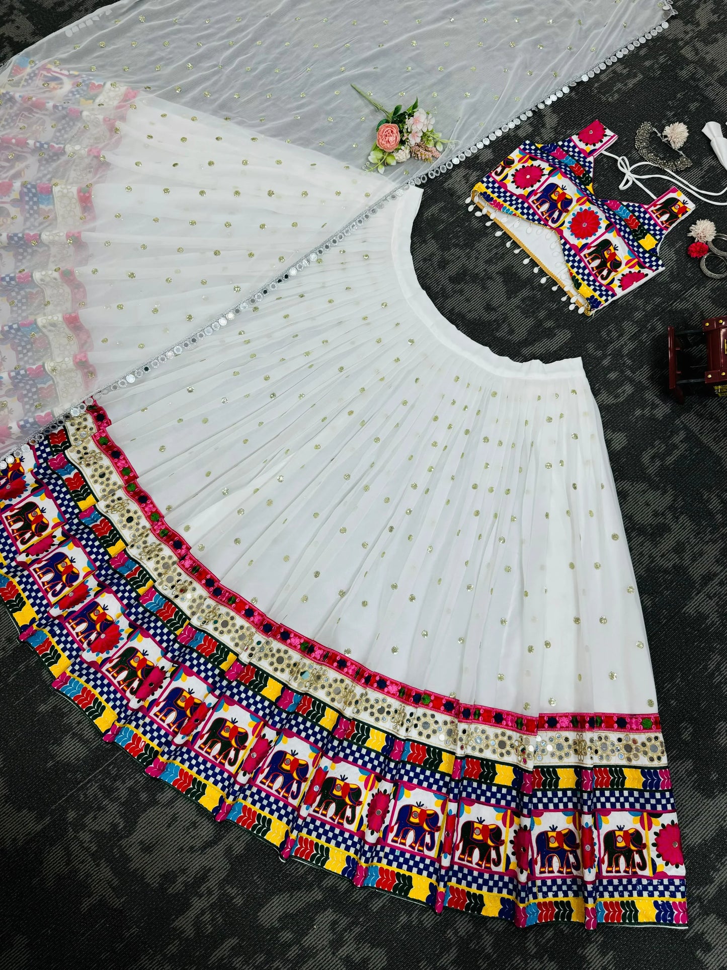 '-38%    White Color Chain Stitch WIth Mirror Work Navratri Lehenga Choli
